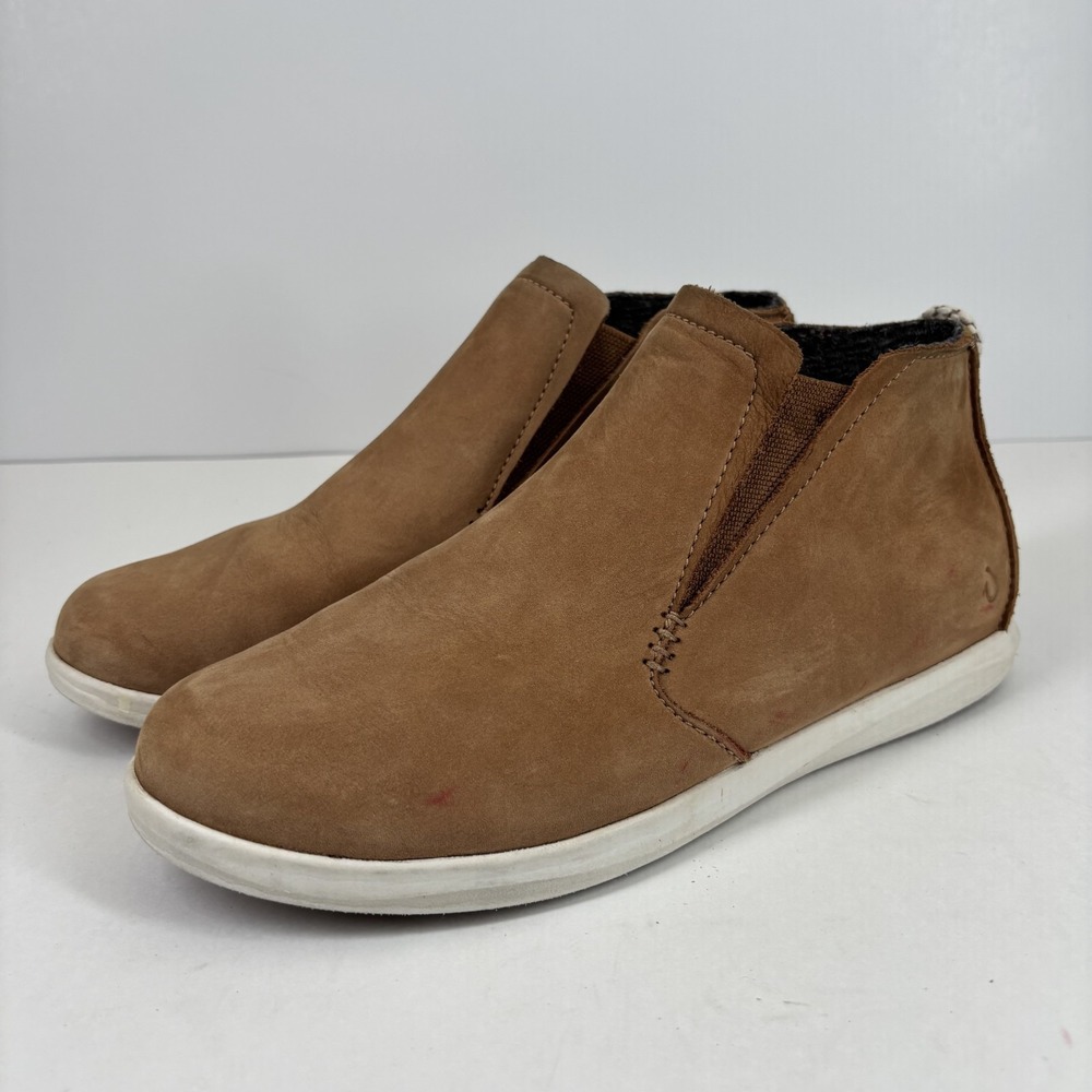 OluKai Women's Tan Suede Slip-On Winter Boots